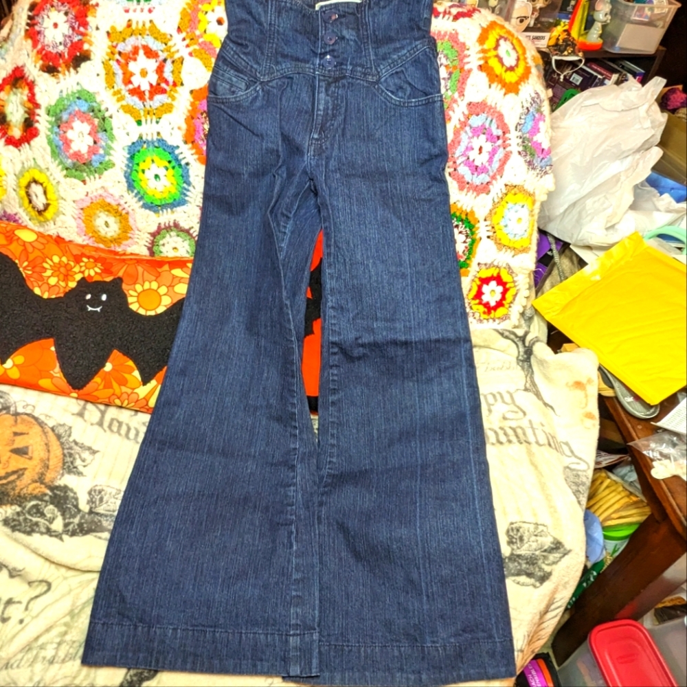 Super High Wasted 70's Style Flare Jeans, Old Navy, Size 2 (from 2015 or so)
